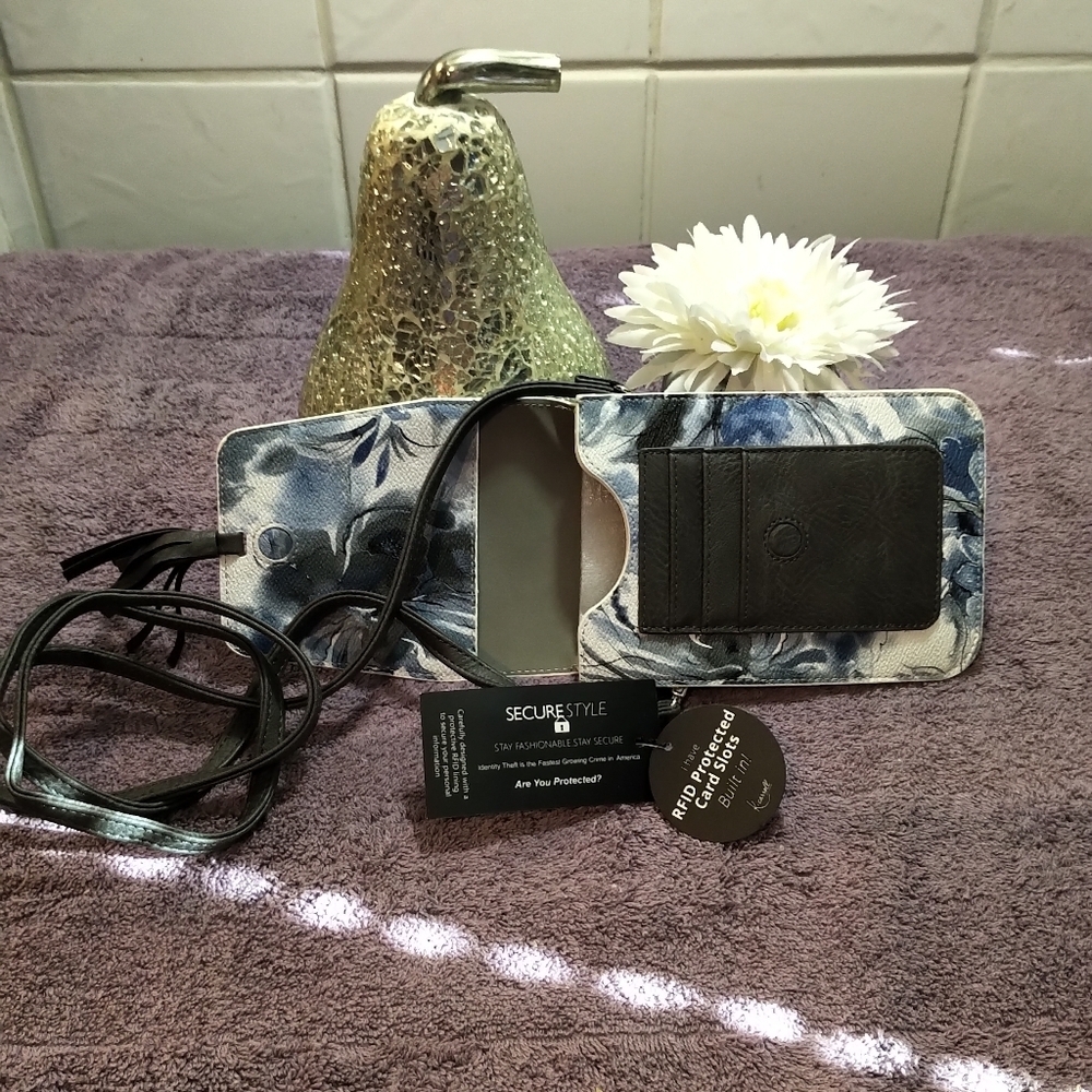 🆕Harper Crossbody Purse/Phone case
